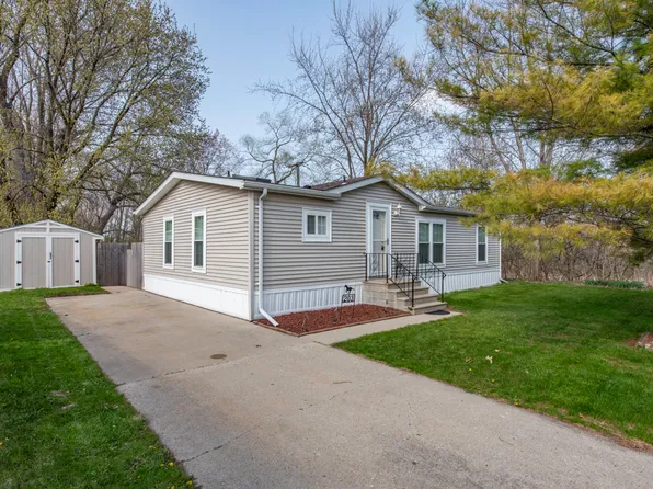 38703 N Sheridan Rd Lot 203, Beach Park, IL 60099