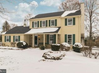 1014 Hawthorne Ln, Fort Washington, PA 19034