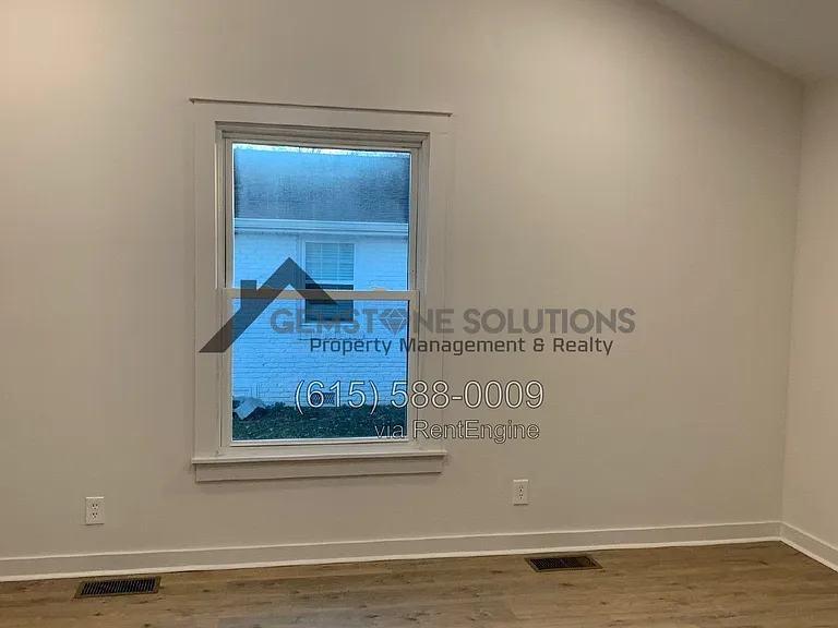 217 Oxford Dr — Photo 10