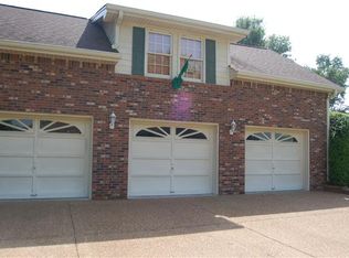 100 Woodvale Ct, Hendersonville, TN 37075