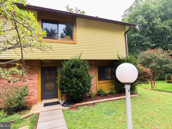 5640 Oak Tanager Ct, Burke, VA 22015