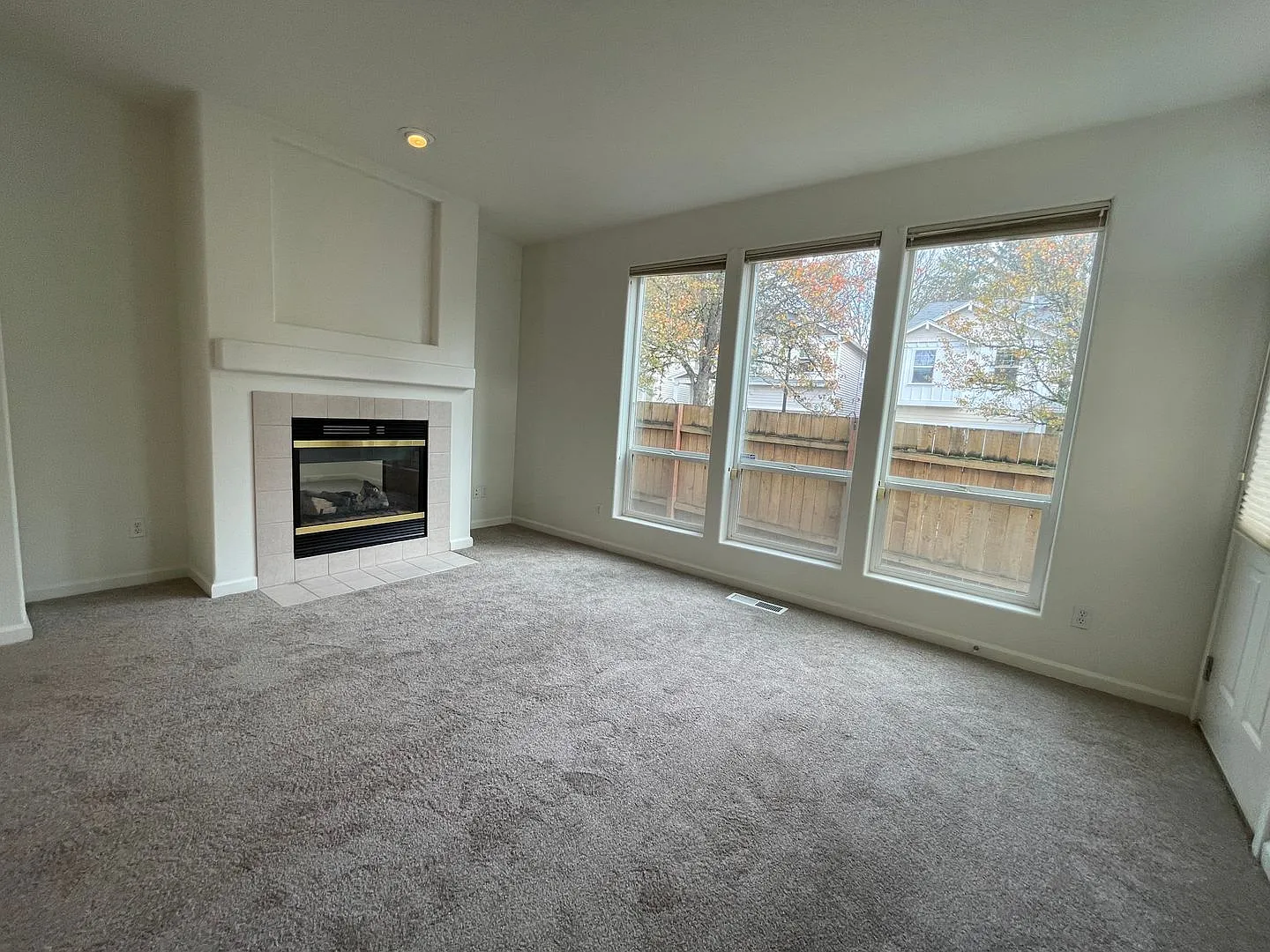 5736 NE Hidden Creek Drive ~ Fantastic Home in Orenco! — Photo 2