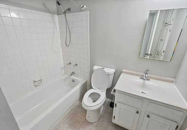 4317 Twin Pines Dr — Photo 9