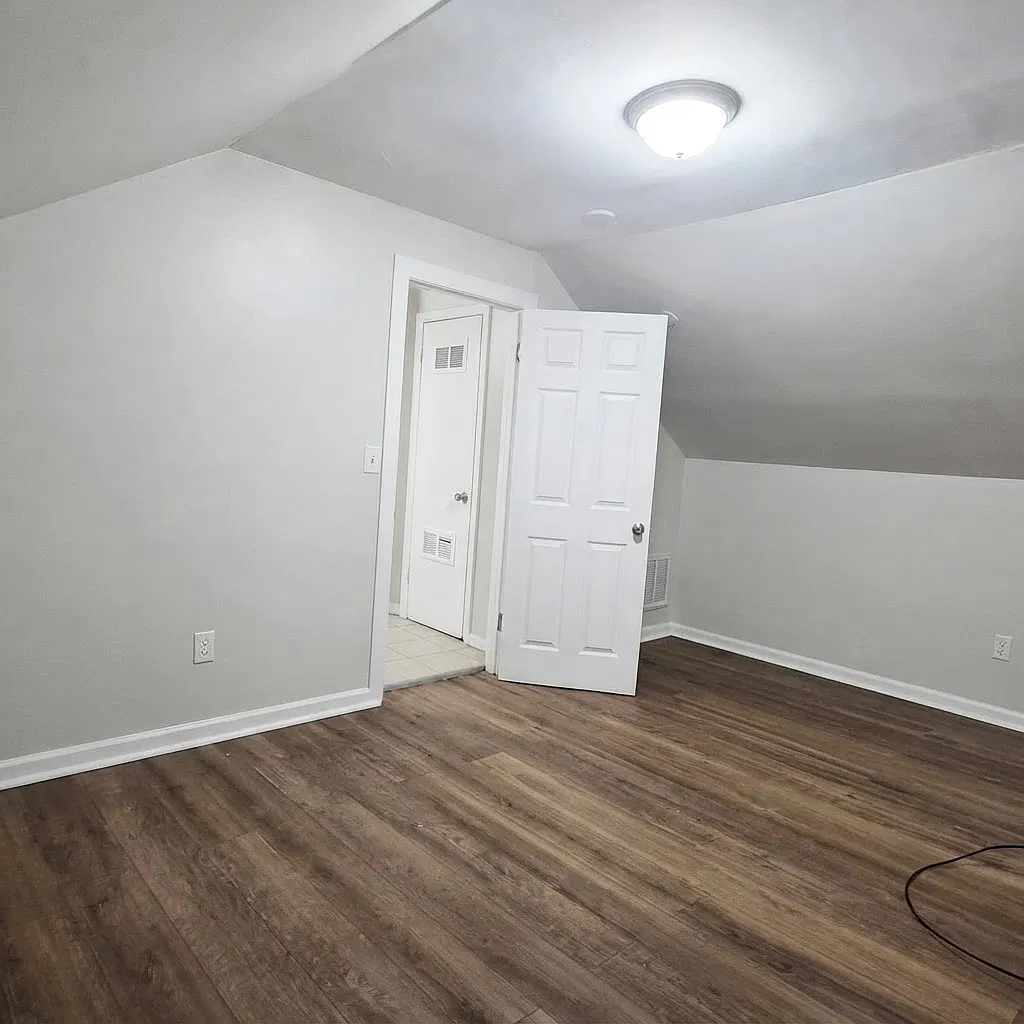 1 bed, 828 sqft, $1,500 — Photo 4