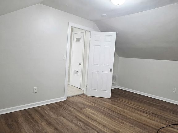 4th image of 175 James St #3