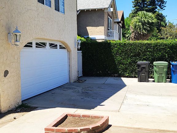 5th image of 6203 Wilkinson Ave