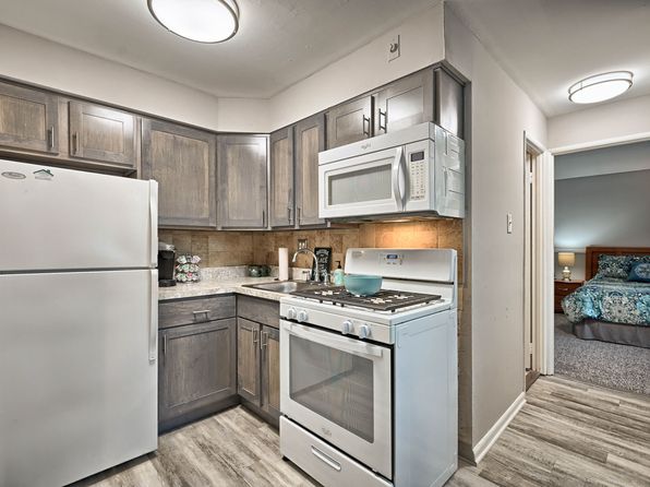 315 Steele Rd APT B19