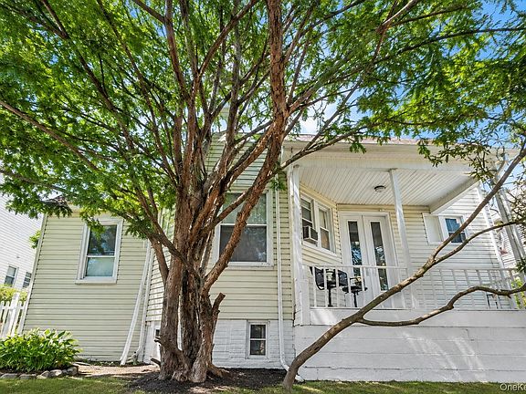 2nd image of 124 Union Avenue