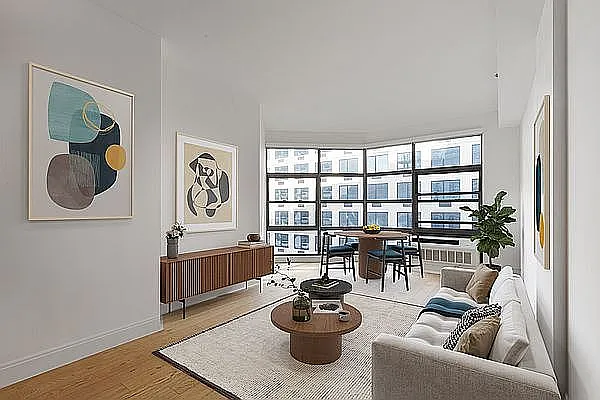 Rented by Bohemia Realty Group | media 9