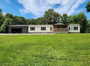 94 Swan Lake Rd, Nortonville, KY 42442
