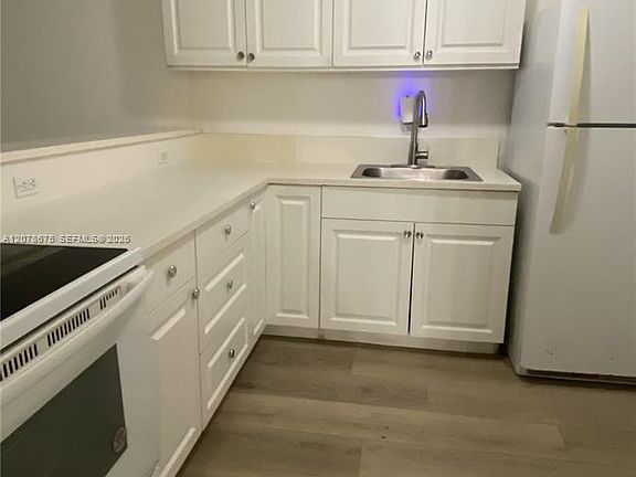 2nd image of 15205 NE 6th Ave APT D104