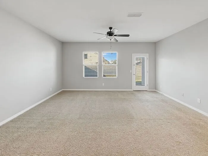 19590 W Badgett Ln — Photo 6