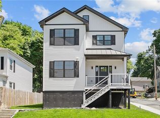 8 Locust St, Providence, RI 02906