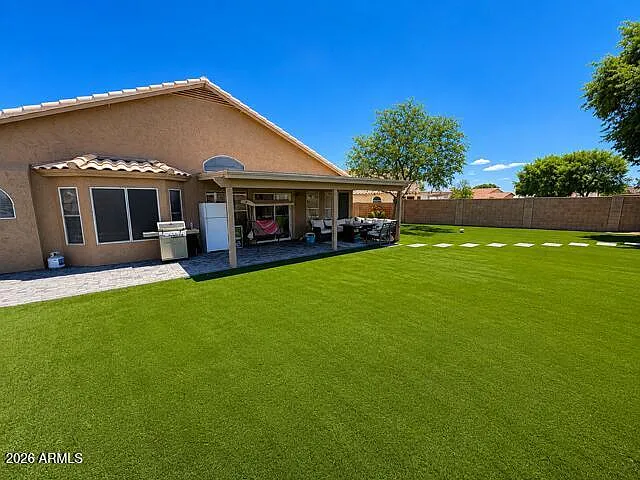 9854 W Irma Ln — Photo 31