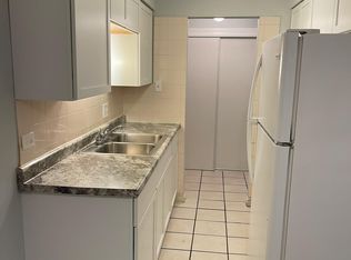 7854 S Rutherford Ave #3A, Burbank, IL 60459