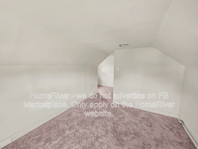 2548 28th St W — Photo 14