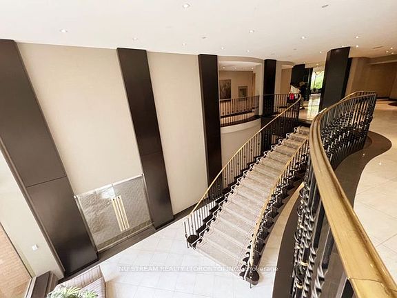 5th image of 3181 Bayview Ave #Penthouse 10