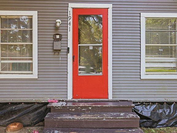 4th image of 1941 Harrison St