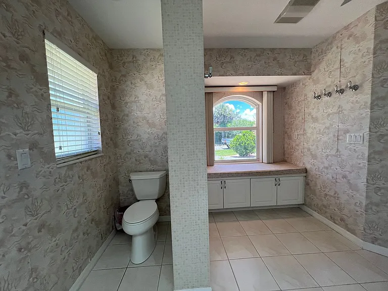 17146 Marydale Rd — Photo 29