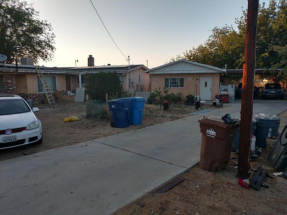 3rd image of 10349 E Avenue T
