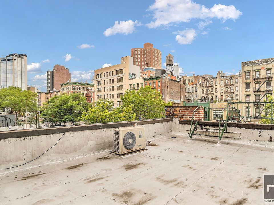 1st image of 30 Allen St APT 3A