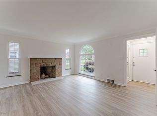 3617 Raymont Blvd, University Heights, OH 44118