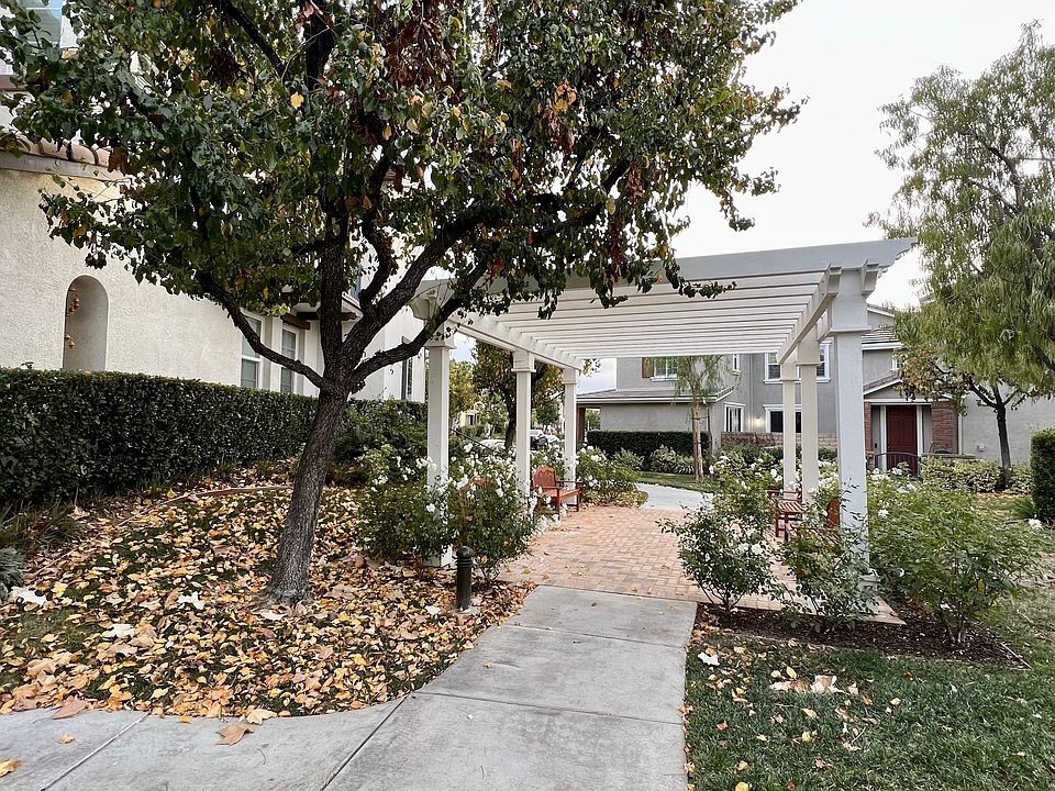 1st image of 27473 Coldwater Dr