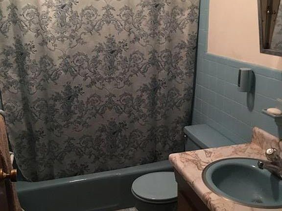 4th image of 71 Montgomery St