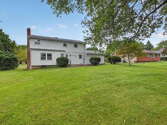 4th image of 2722 Andrea Dr