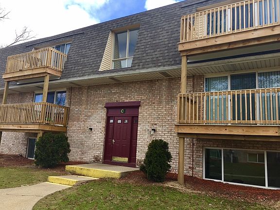 2nd image of 2868 Marshall Ave SE APT 10C