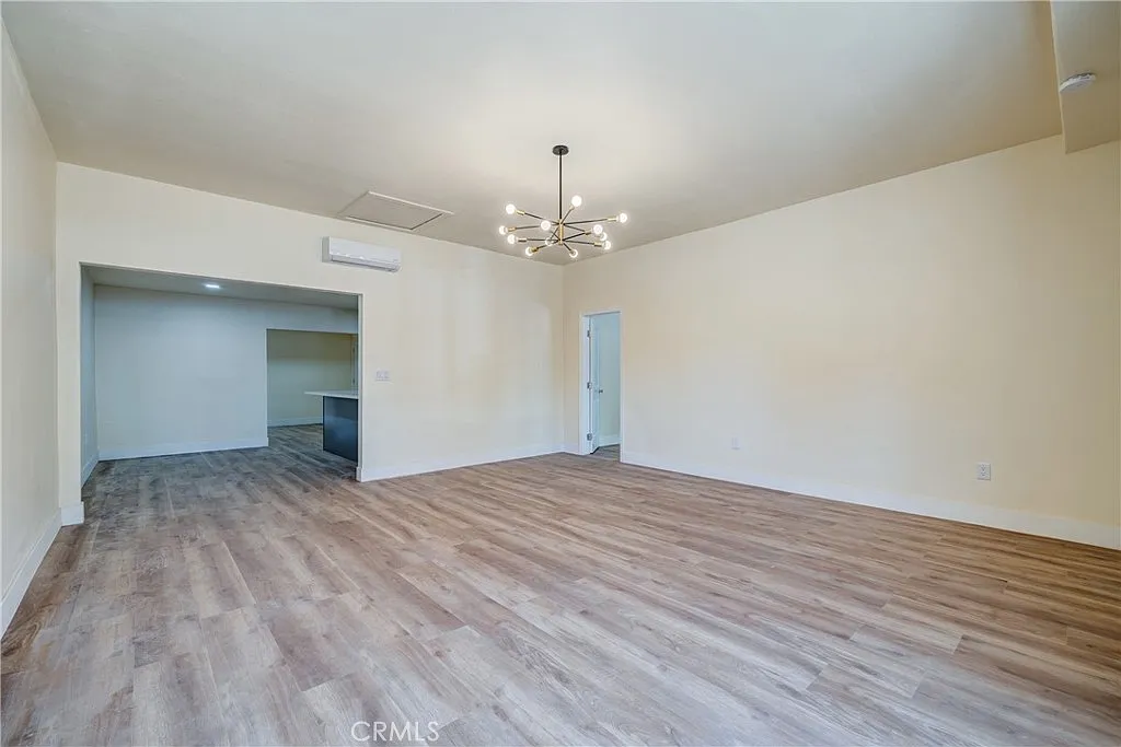3 bed, 1258 sqft, $3,400 — Photo 3