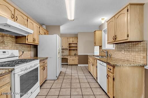 5th image of 5892 Michaelson Dr