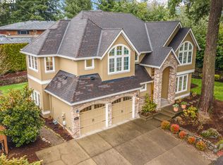 12830 Alto Park Rd, Lake Oswego, OR 97034