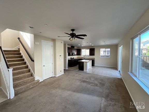 2nd image of 542 Del Mar Circle