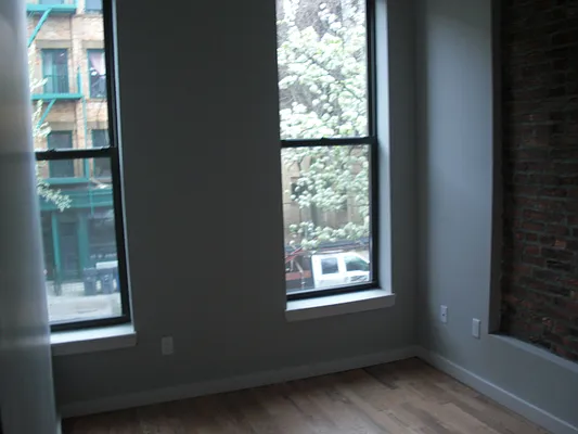 Rented by East Williamsburg Realty Inc | media 47