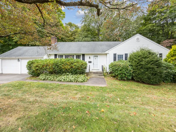 33 Glenbrook Drive, Cheshire, CT 06410