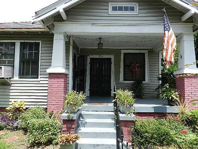 2nd image of 5119 Magazine St