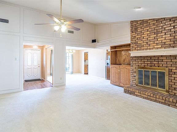 5th image of 5505 Vinewood Dr