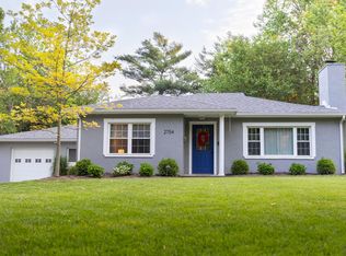 2754 Zollinger Rd, Columbus, OH 43221