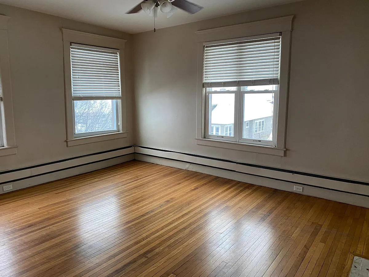 Building Photo - 144 Claremont Ave #9