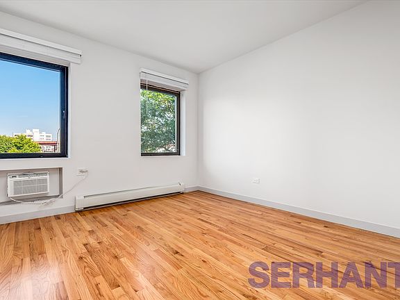 4th image of 5110 Vernon Blvd APT 2C