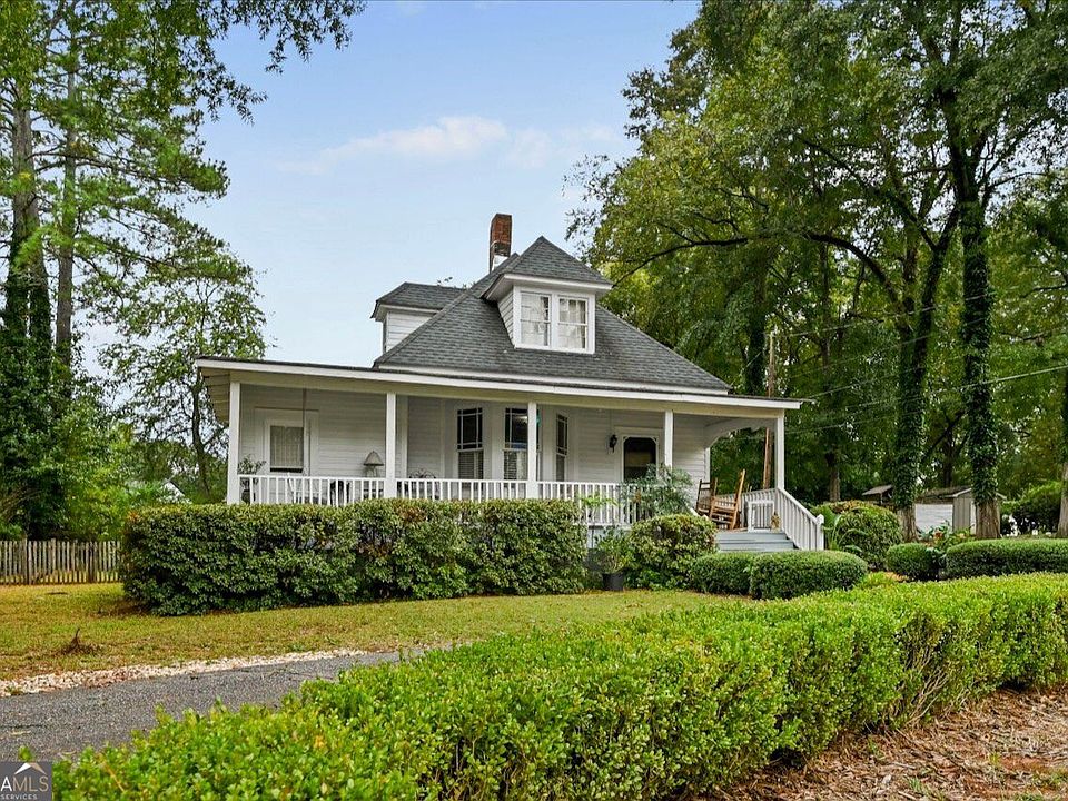 1st image of 600 Foster St