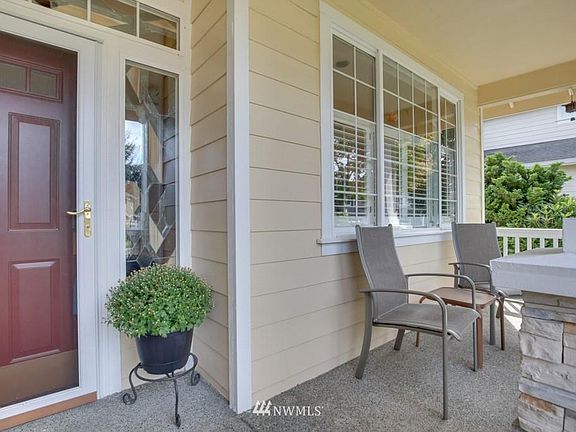 4th image of 4219 40th Ave NE