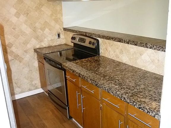 5th image of 601 W 11th Ave APT 116