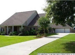 38339 Sweet Magnolia Dr, Prairieville, LA 70769