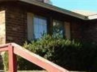 1906 Crooked Ln, Fort Worth, TX 76112