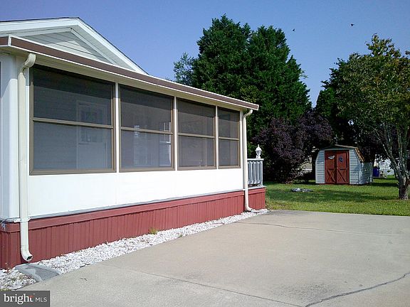5th image of 12 Andover Ln #37791