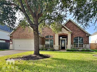 10927 Leigh Woods Dr, Cypress, TX 77433