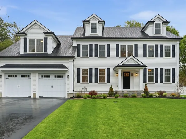 6 Lane Ave, Bedford, MA 01730