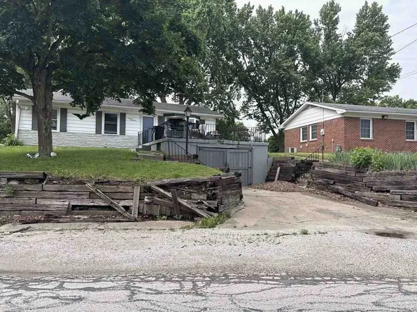 1114 Jefferson Rd, Boonville, MO 65233